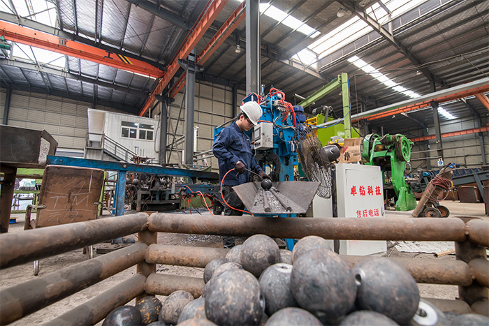 西昌网架配件-螺栓球加工车间